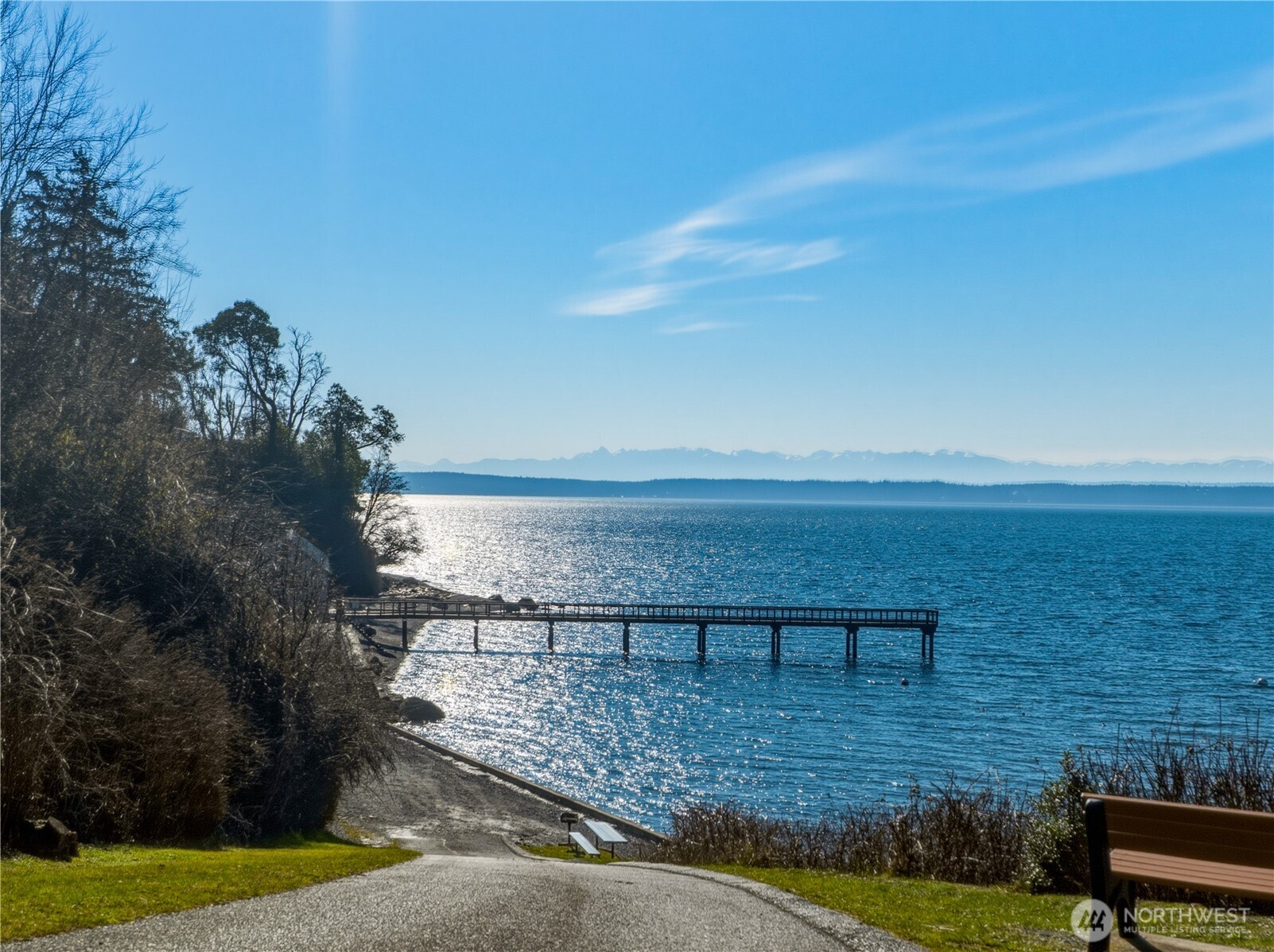 704 Flintstone Drive , Camano Island, WA 98282