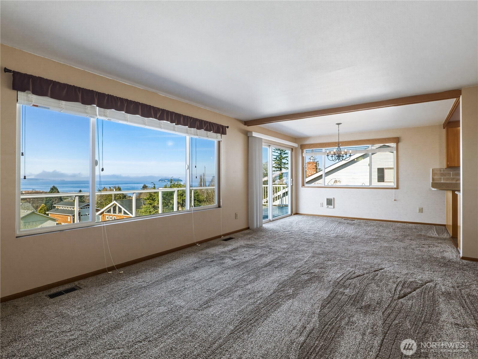 704 Flintstone Drive , Camano Island, WA 98282