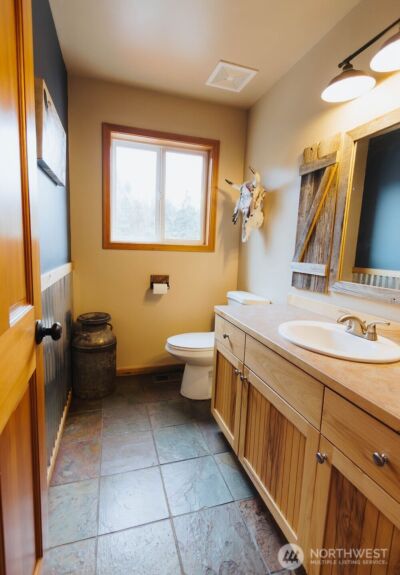 267 Boone Avenue W, Conconully, WA 98819 - Photo 11