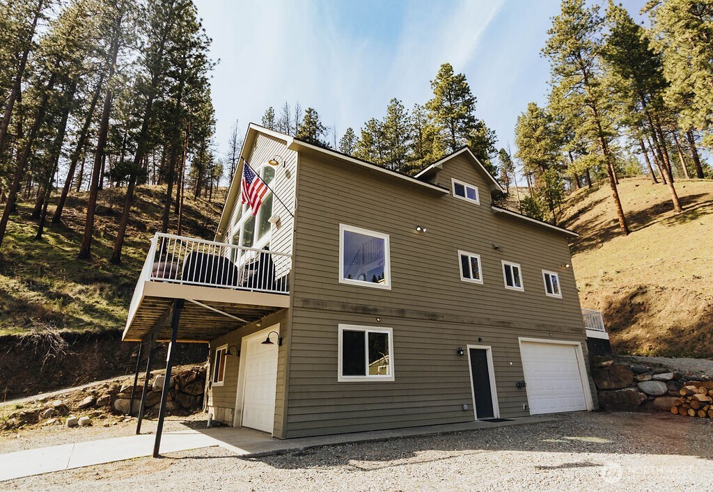 267 Boone Avenue W, Conconully, WA 98819