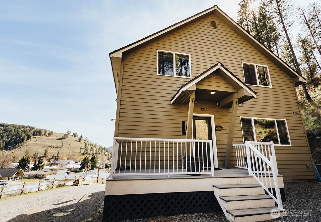 267 Boone Avenue W, Conconully, WA 98819