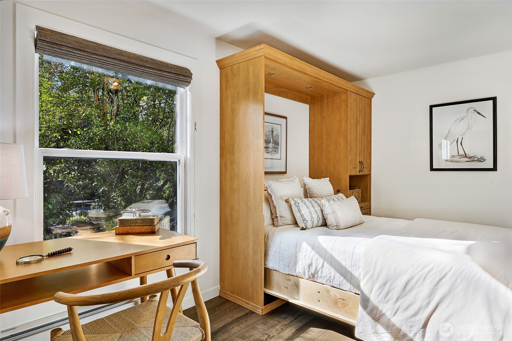 1818 Bigelow Avenue N #301, Seattle, WA 98109