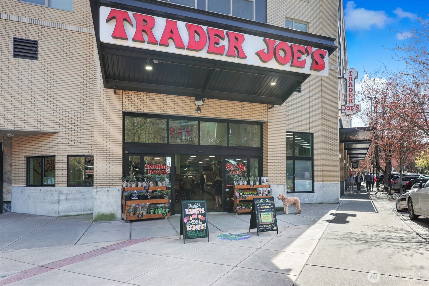 1818 Bigelow Avenue N #301, Seattle, WA 98109