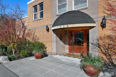 1818 Bigelow Avenue N #301, Seattle, WA 98109 - Photo 31
