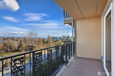 1818 Bigelow Avenue N #301, Seattle, WA 98109 - Photo 33