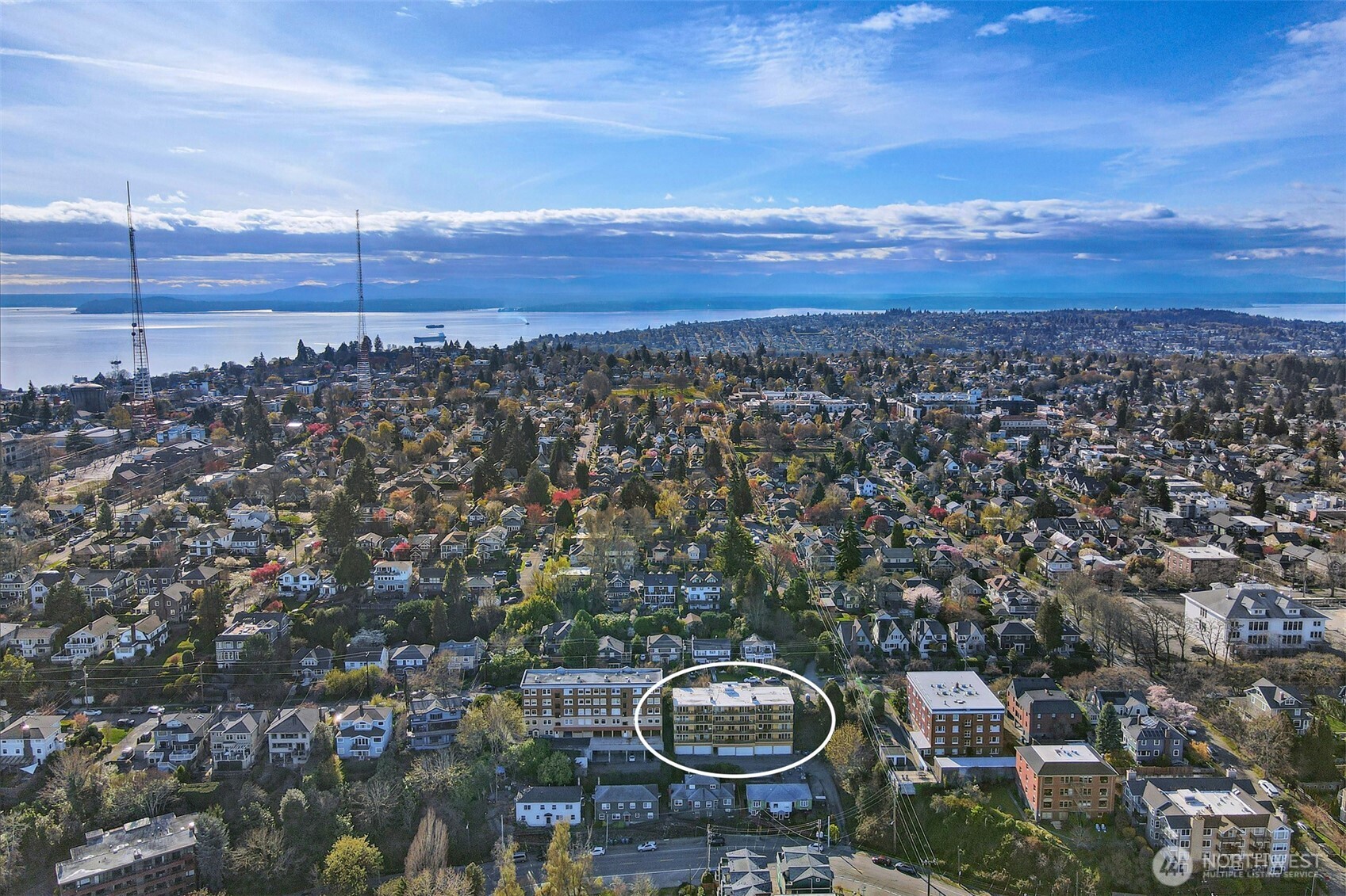 1818 Bigelow Avenue N #301, Seattle, WA 98109