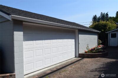 3538 Beach Drive E, Port Orchard, WA 98366-8136 - Photo 14