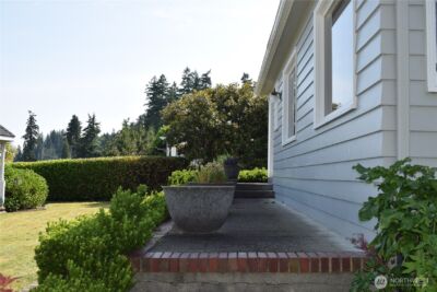 3538 Beach Drive E, Port Orchard, WA 98366-8136 - Photo 4