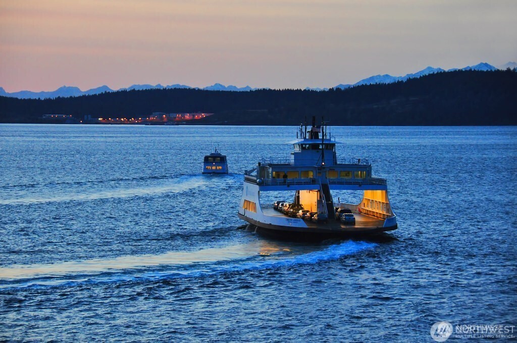 12216 Wapato Road , Anderson Island, WA 98303