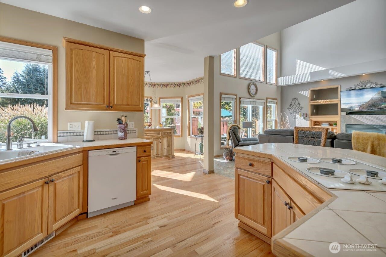 2517 173rd Avenue Ct E, Lake Tapps, WA 98391