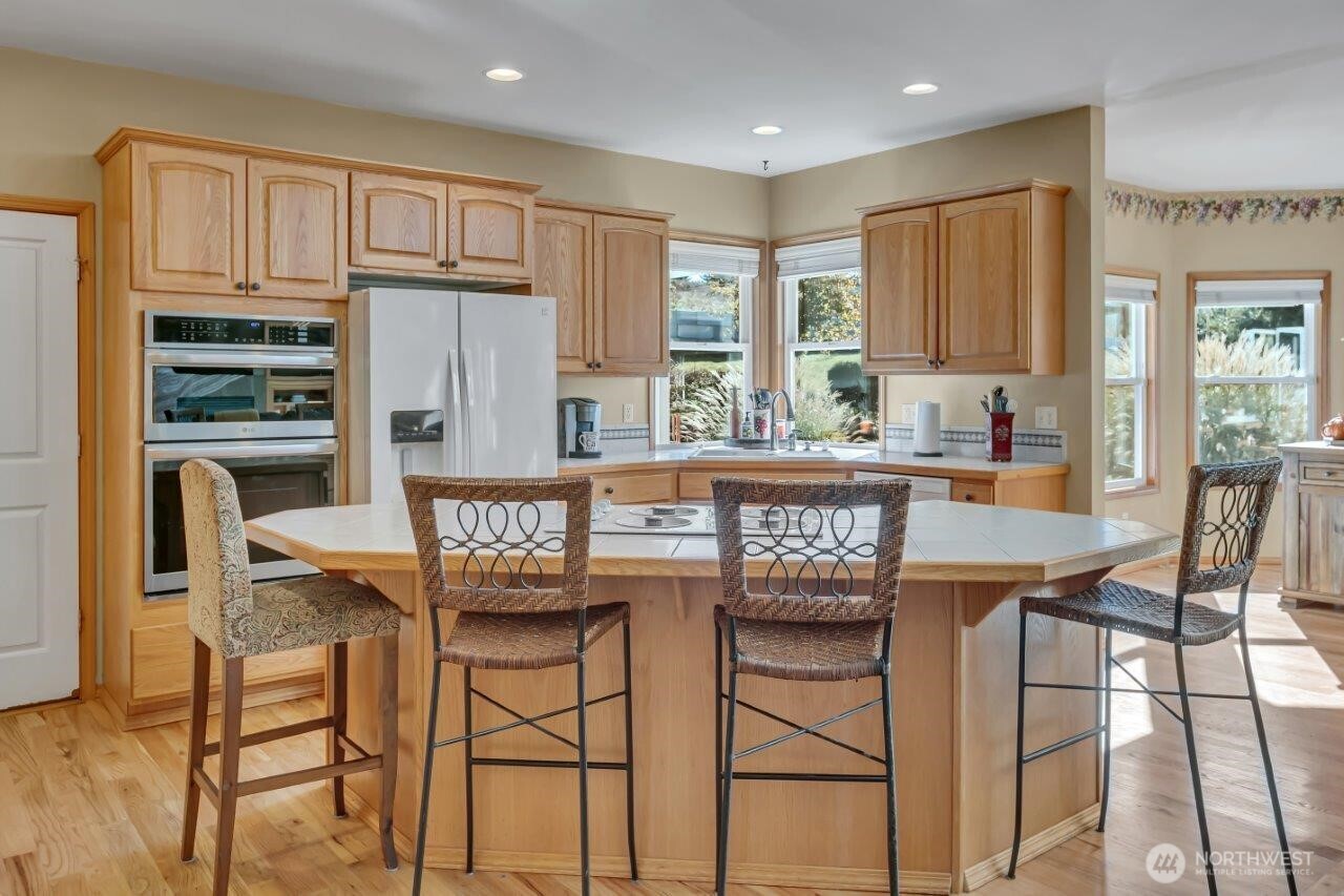 2517 173rd Avenue Ct E, Lake Tapps, WA 98391