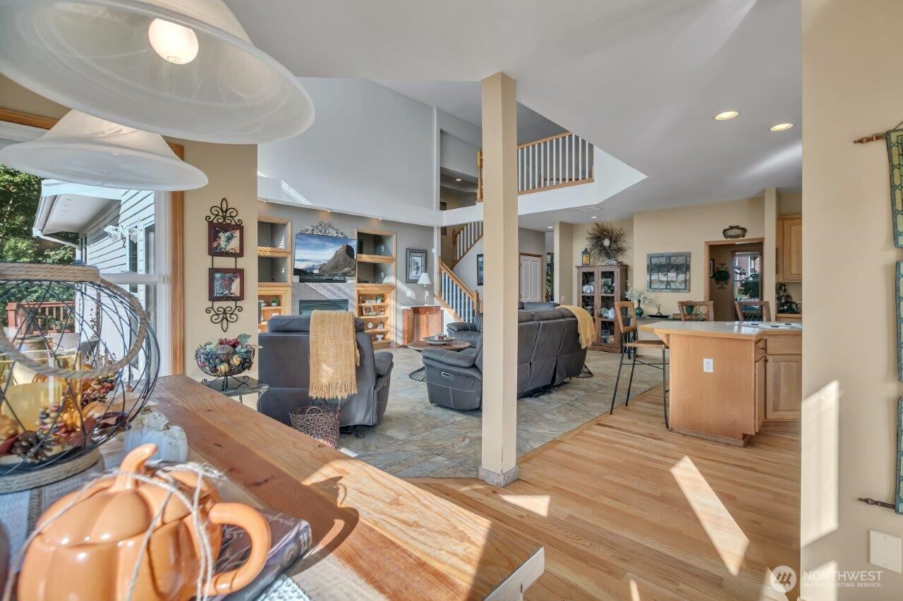 2517 173rd Avenue Ct E, Lake Tapps, WA 98391