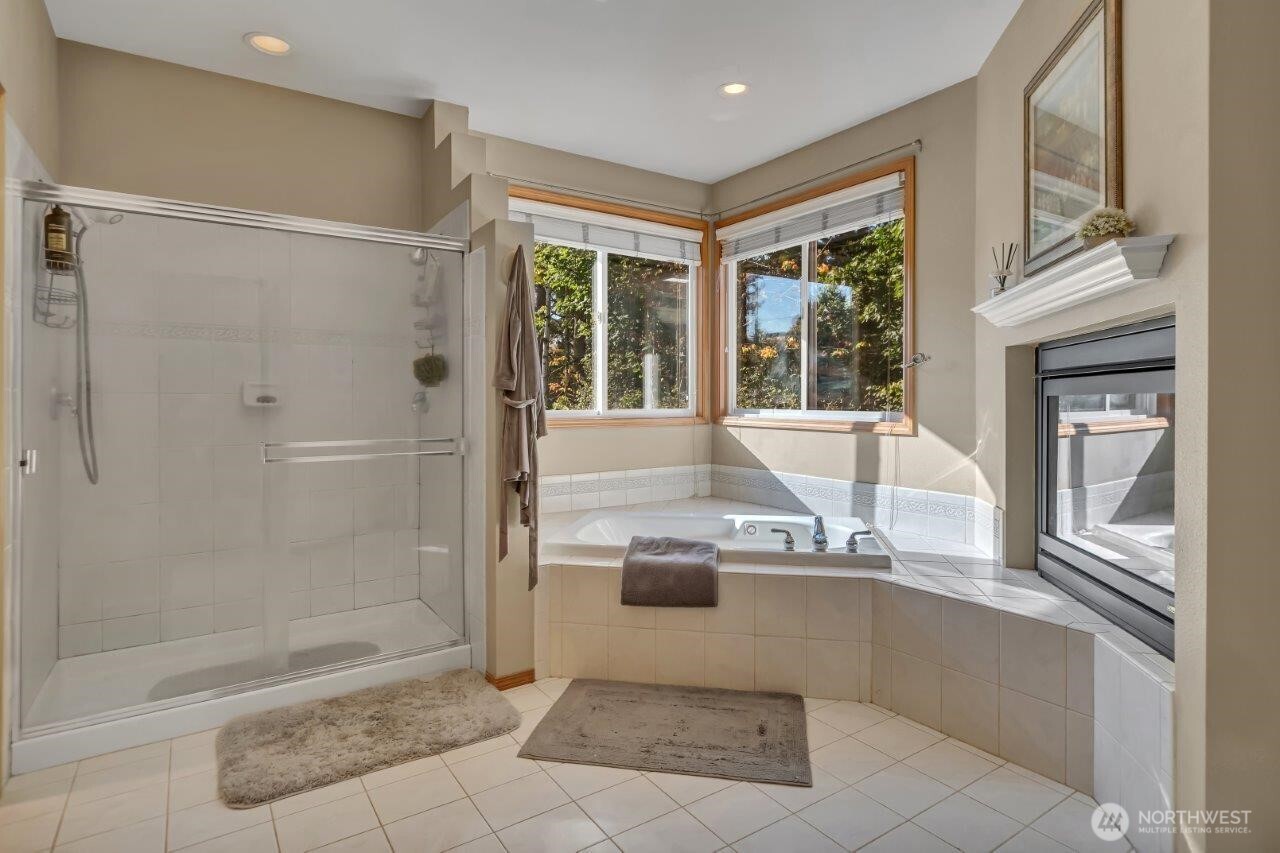 2517 173rd Avenue Ct E, Lake Tapps, WA 98391