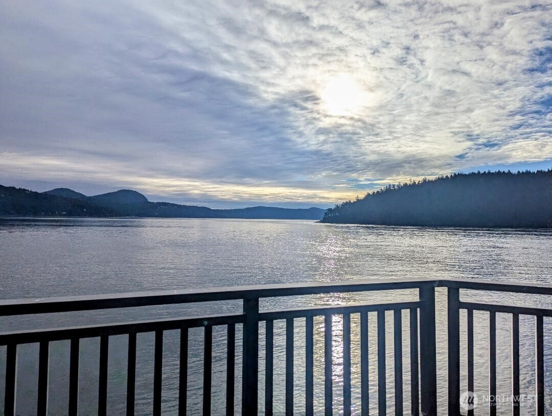 2001 Skyline Way #103, Anacortes, WA 98221