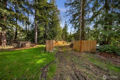 6657 N Fruitdale Road , Sedro Woolley, WA 98284 - Photo 9