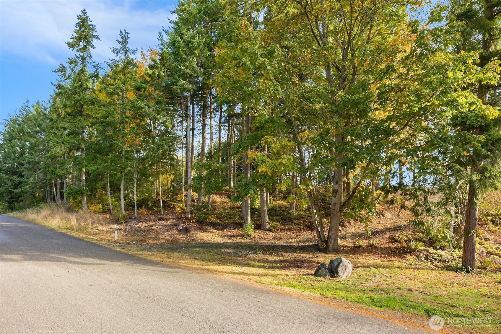 34464 Bridge View Drive NE, Kingston, WA 98346