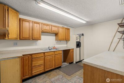 1052 Valley Mall PKWY , East Wenatchee, WA 98802 - Photo 18