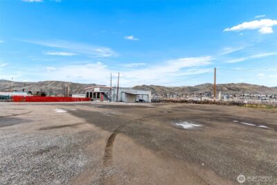 1052 Valley Mall PKWY , East Wenatchee, WA 98802 - Photo 33