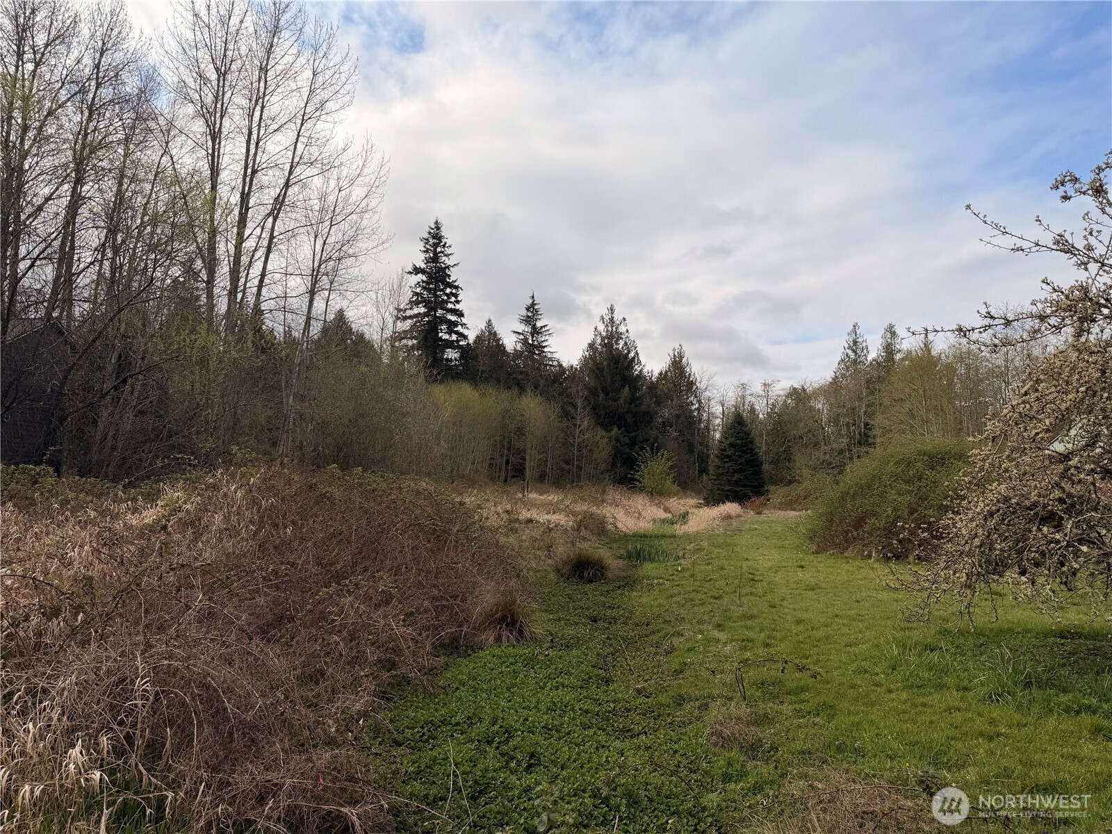 1932 SE Salmonberry Road , Port Orchard, WA 98366