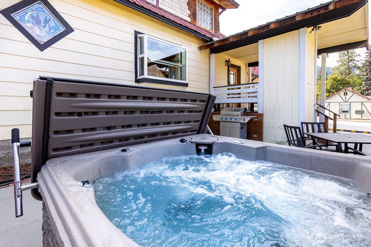 1112 Commercial Street , Leavenworth, WA 98826