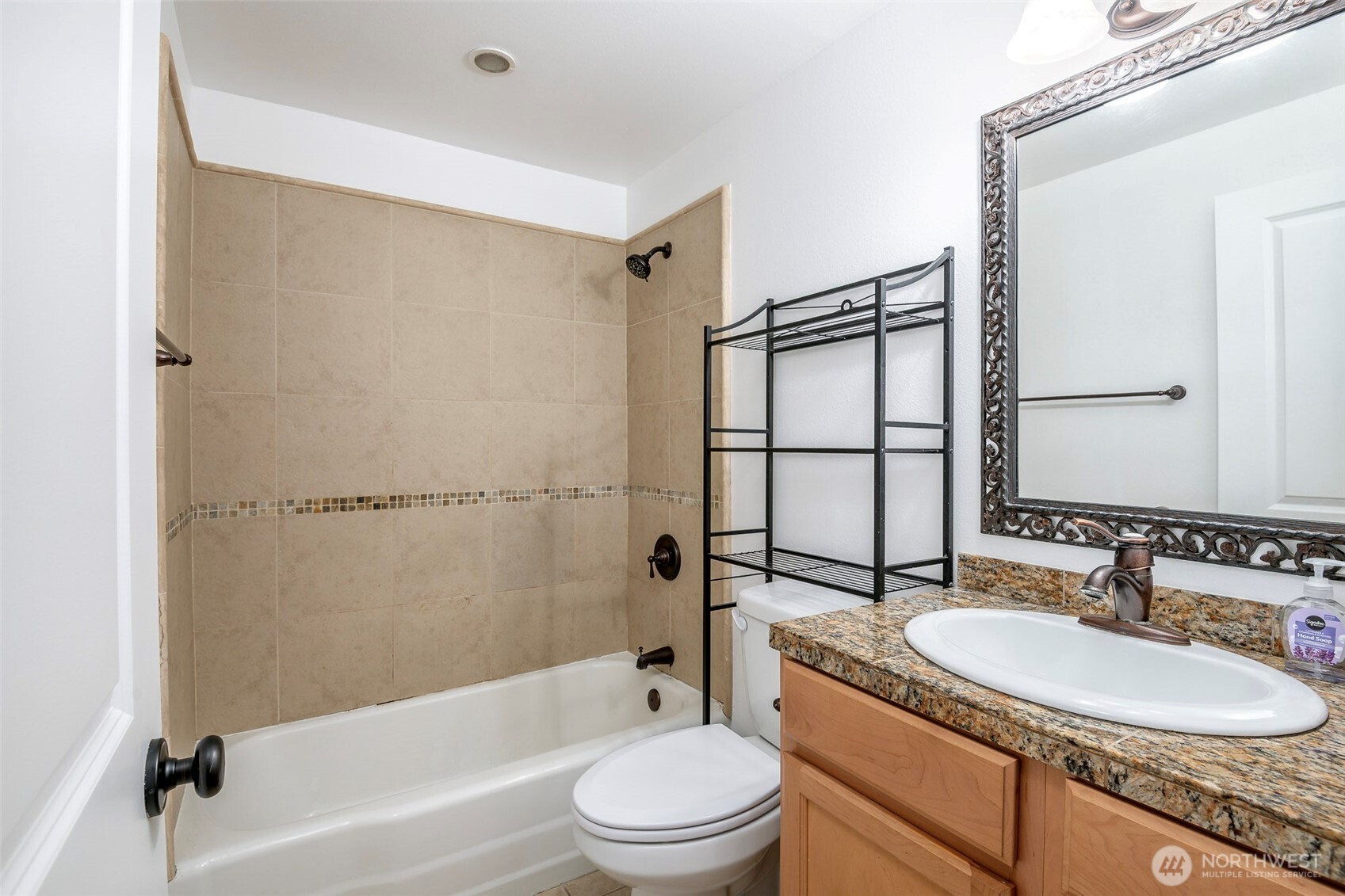 1302 N 6th Street #10, Tacoma, WA 98403