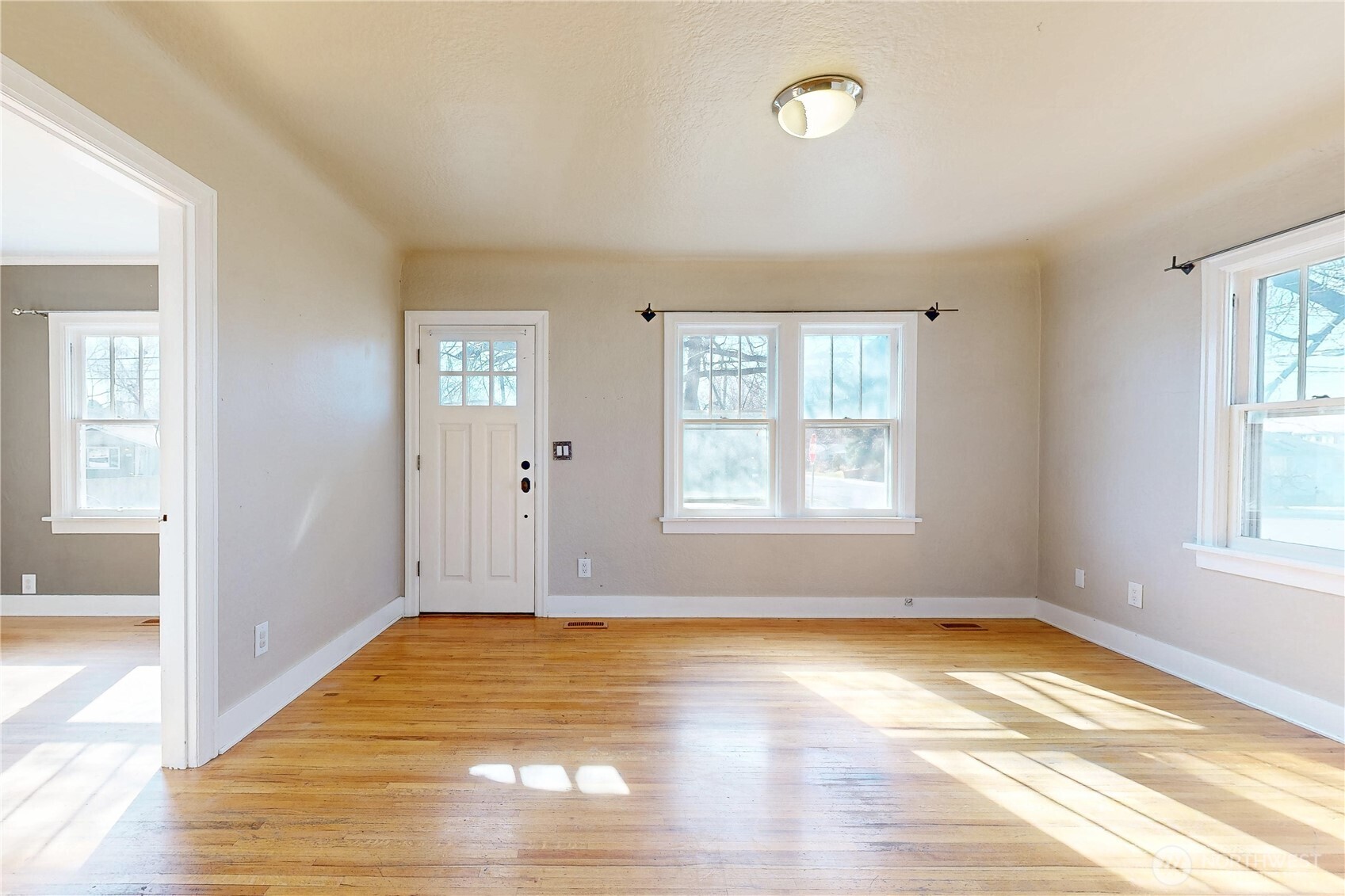 405 SE 8th Street , College Place, WA 99324