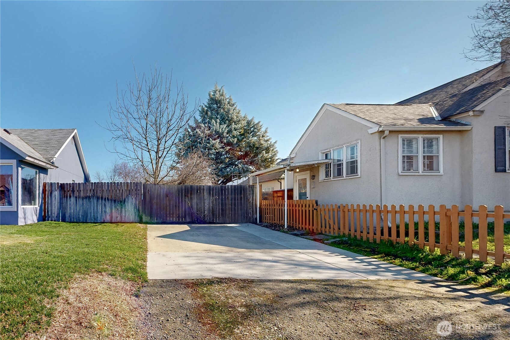 405 SE 8th Street , College Place, WA 99324