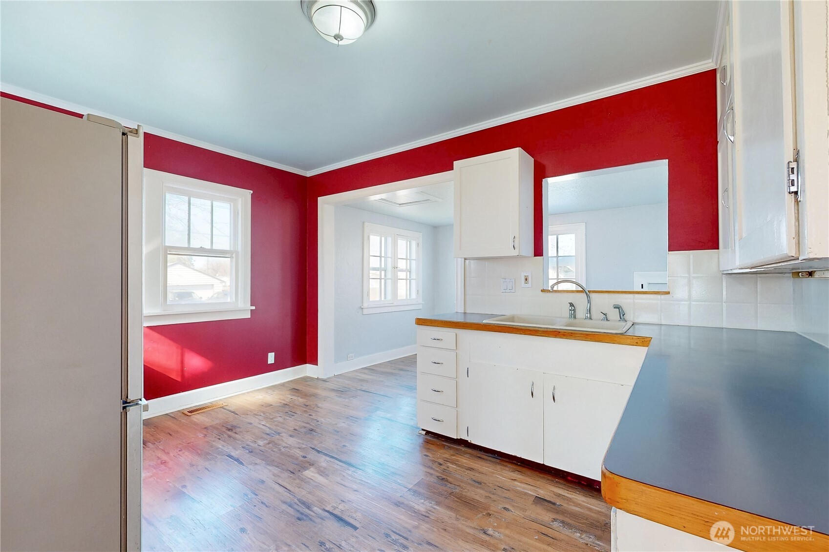 405 SE 8th Street , College Place, WA 99324