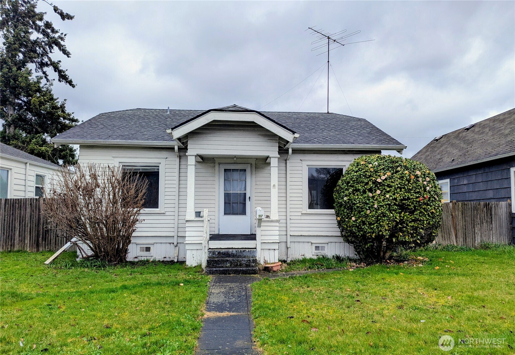 1615 4th Street , Marysville, WA 98270