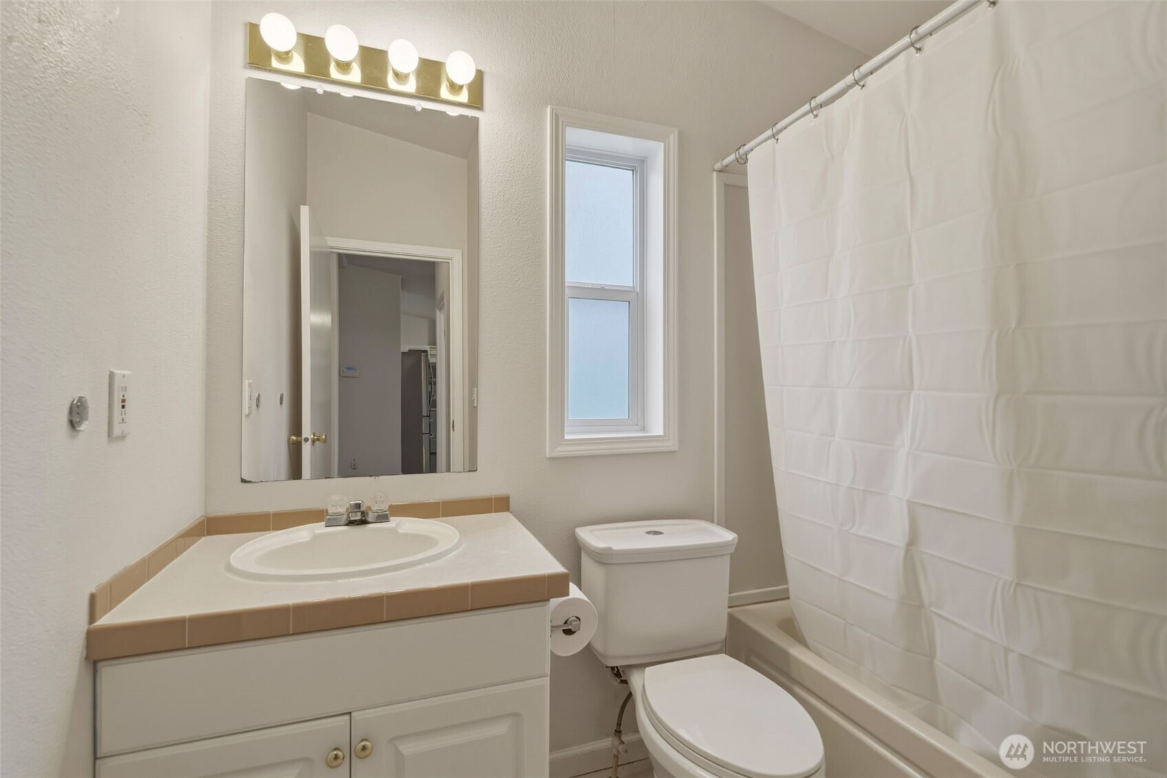 6202 197th Street E, Spanaway, WA 98387