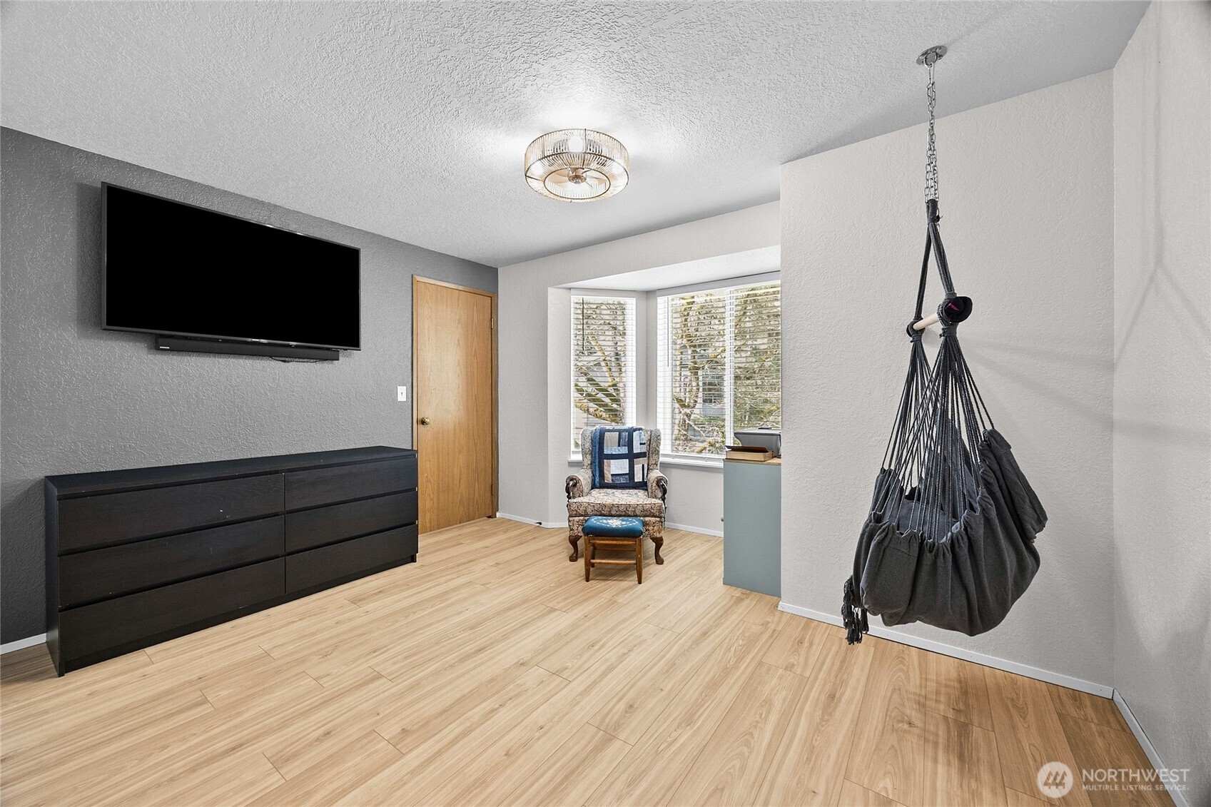 809 148th Street Ct E, Tacoma, WA 98445