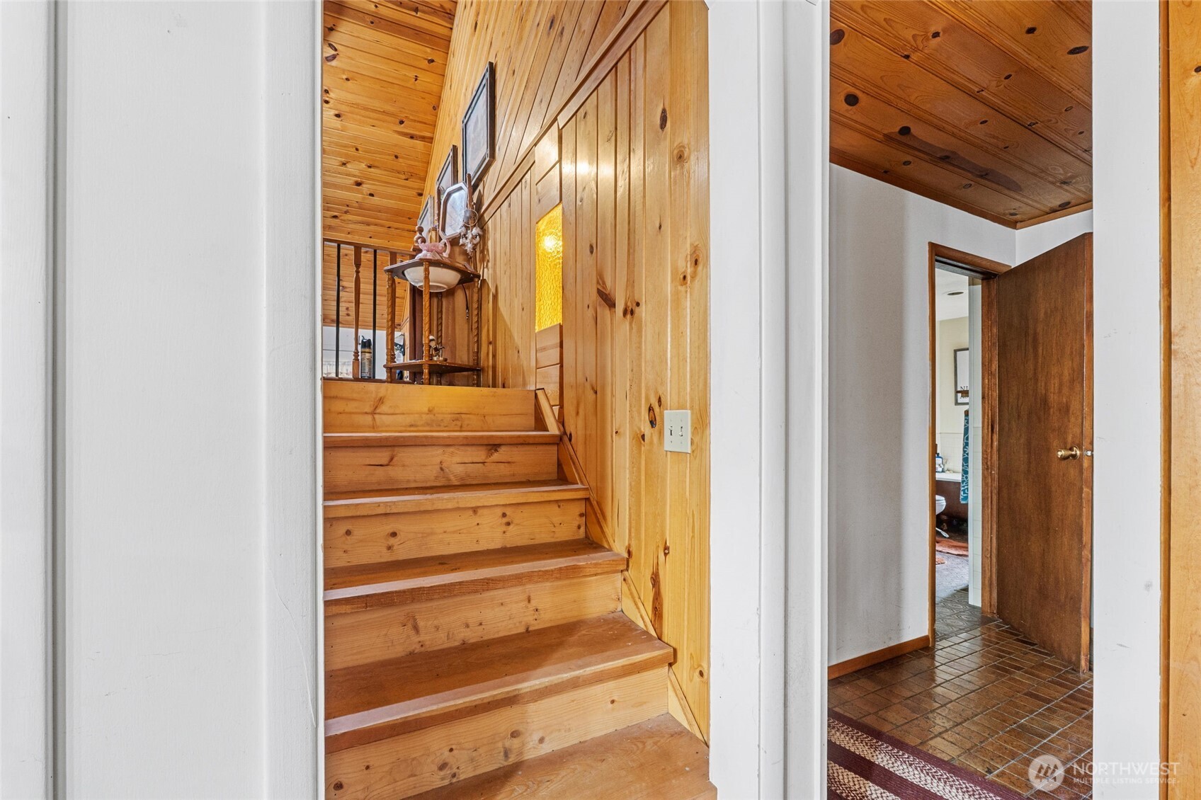 3442 Moore Road , Kettle Falls, WA 99141