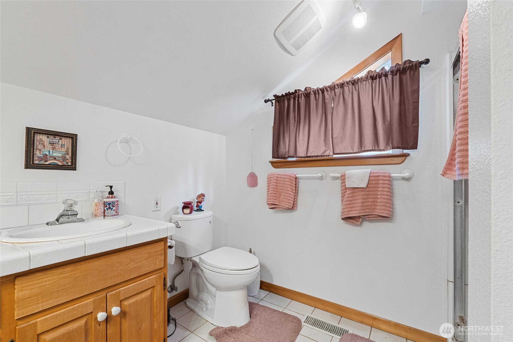 3442 Moore Road , Kettle Falls, WA 99141