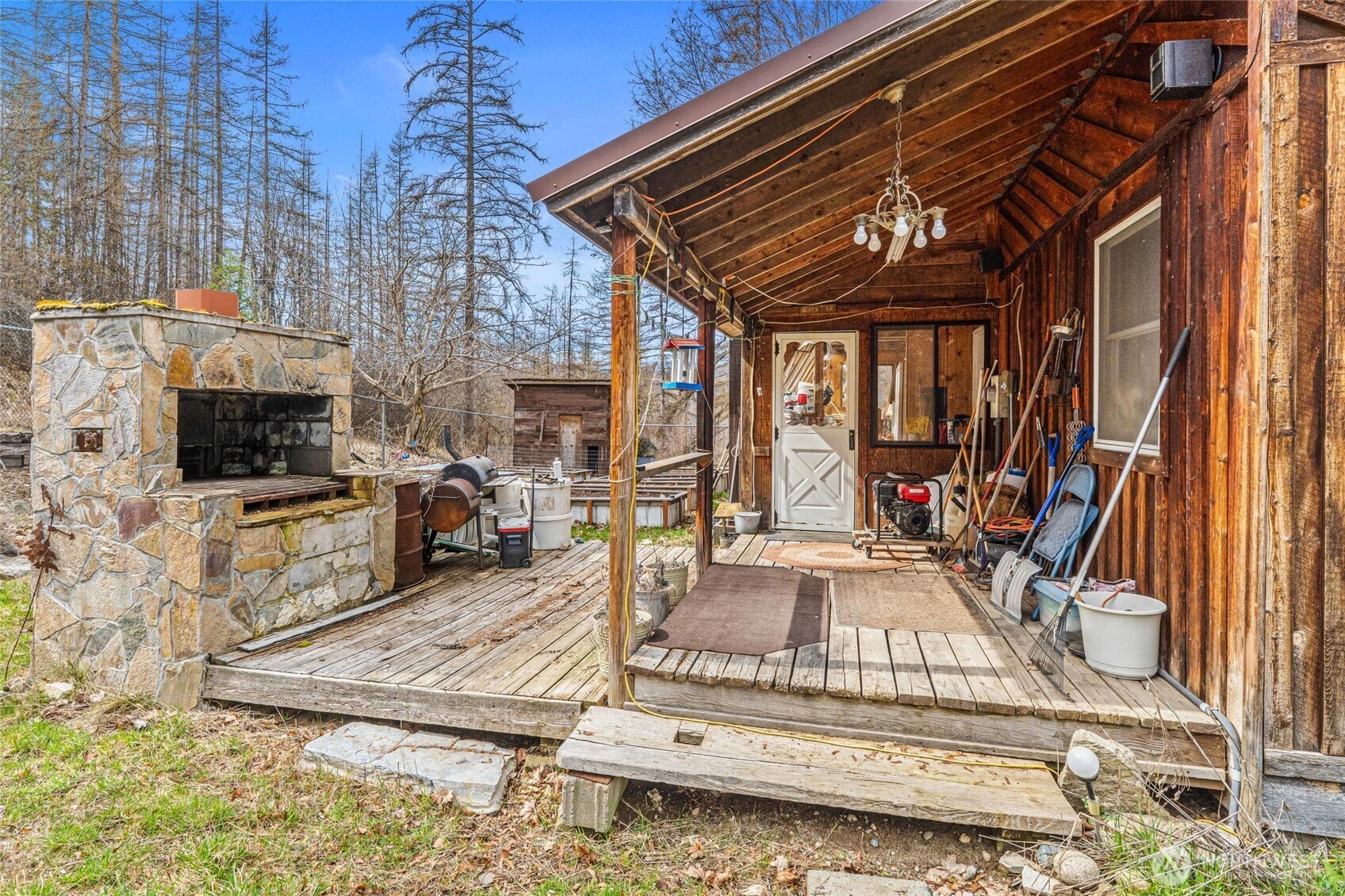 3442 Moore Road , Kettle Falls, WA 99141