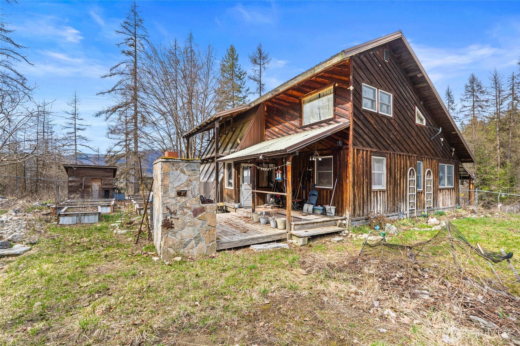 3442 Moore Road , Kettle Falls, WA 99141
