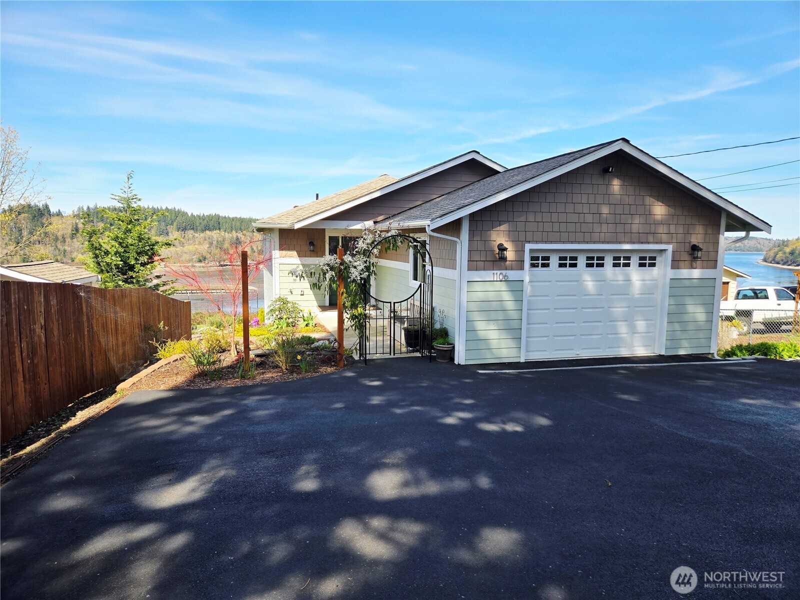 1106 Fairmount Ave , Shelton, WA 98584