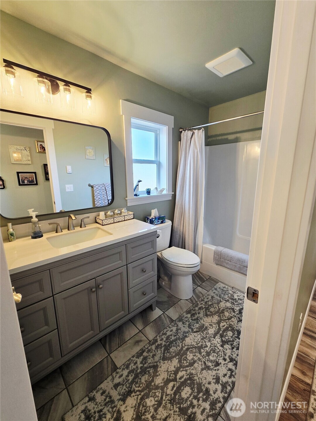 1106 Fairmount Ave , Shelton, WA 98584