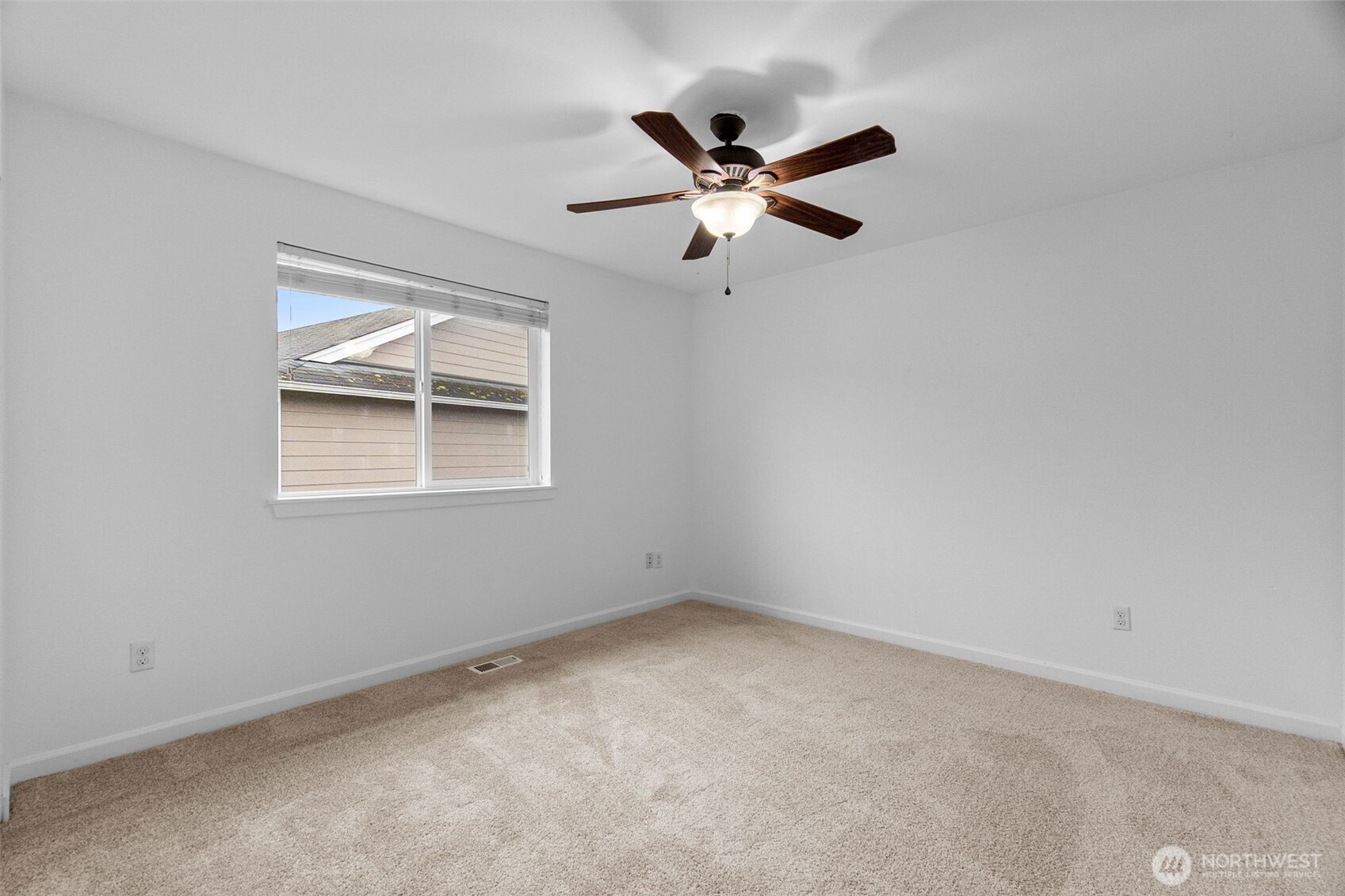 1528 Farina Loop SE, Olympia, WA 98513