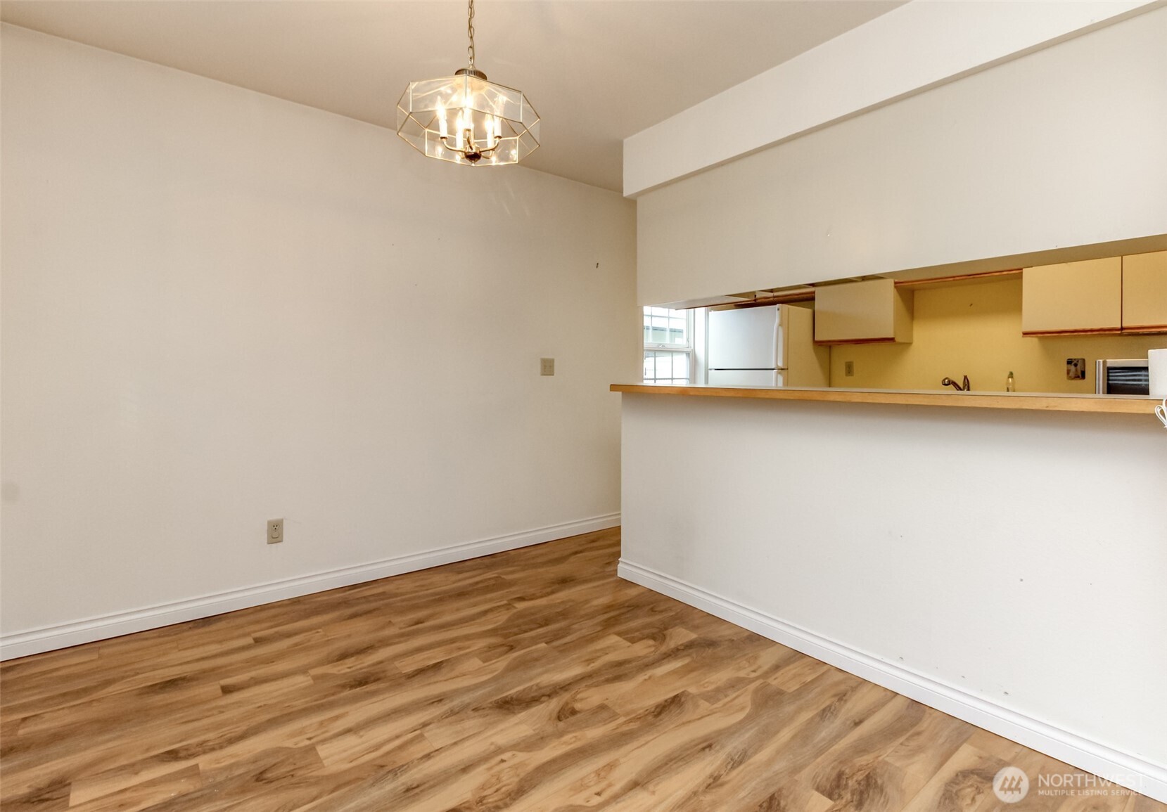 1830 S 336th Street #C102, Federal Way, WA 98003