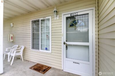 1830 S 336th Street #C102, Federal Way, WA 98003 - Photo 3