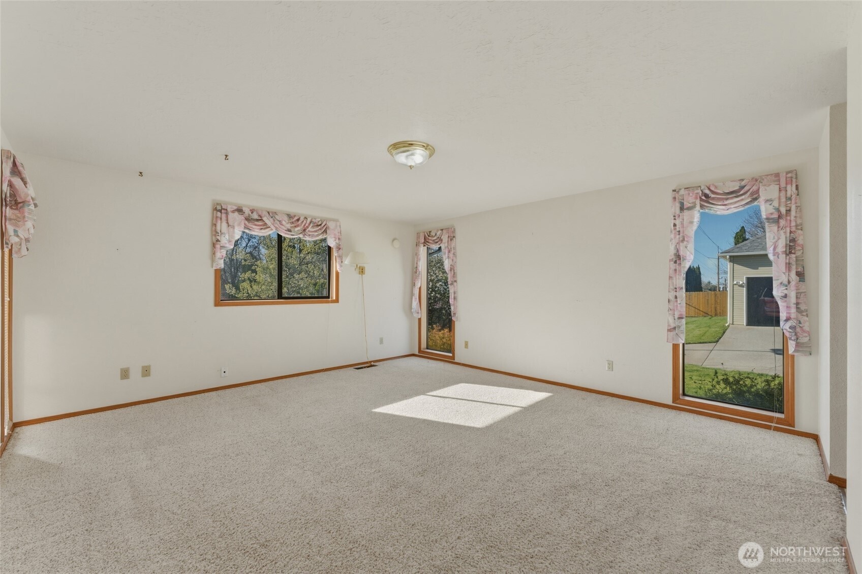 807 SE Sentry Drive , College Place, WA 99324