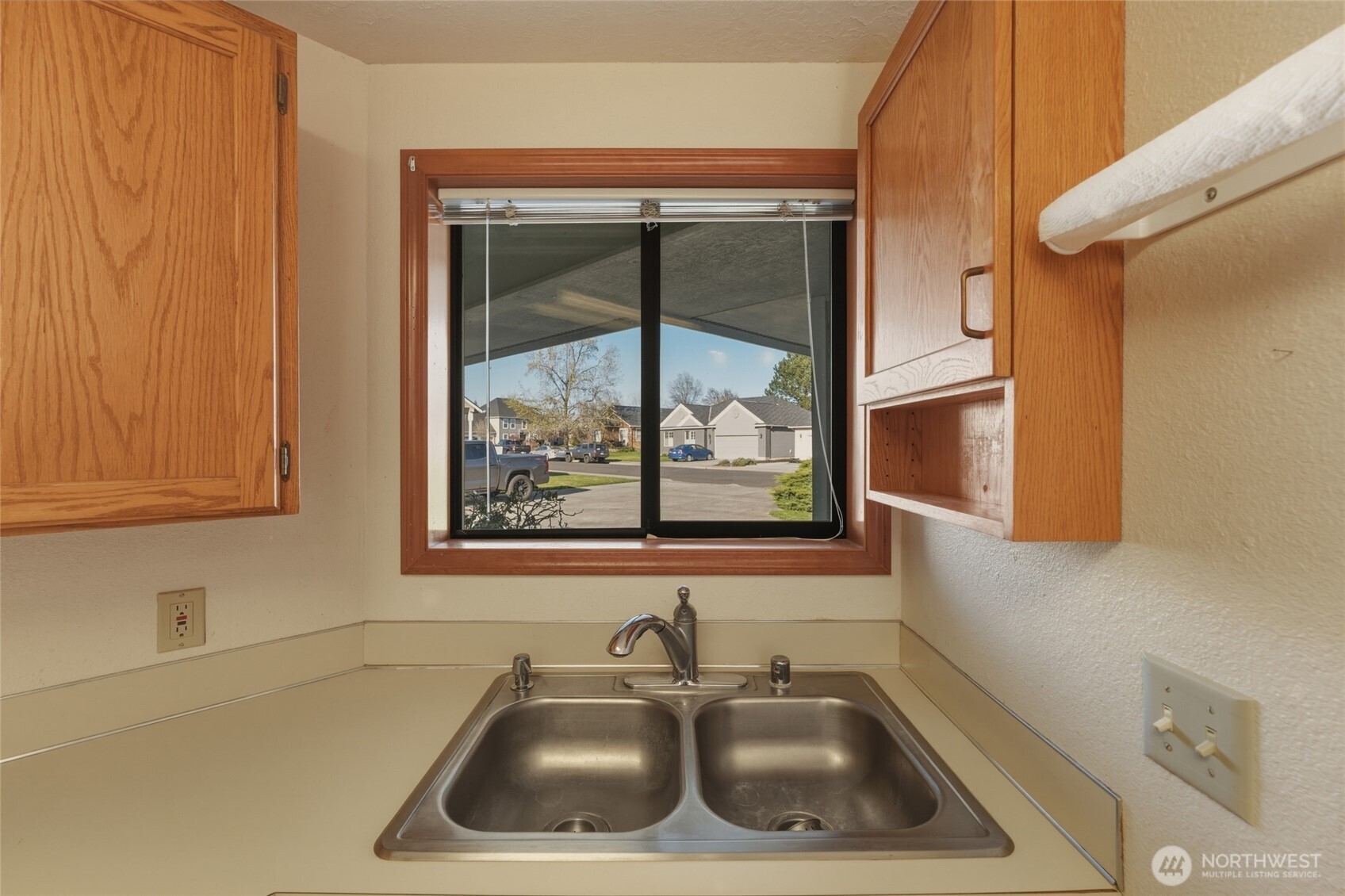 807 SE Sentry Drive , College Place, WA 99324