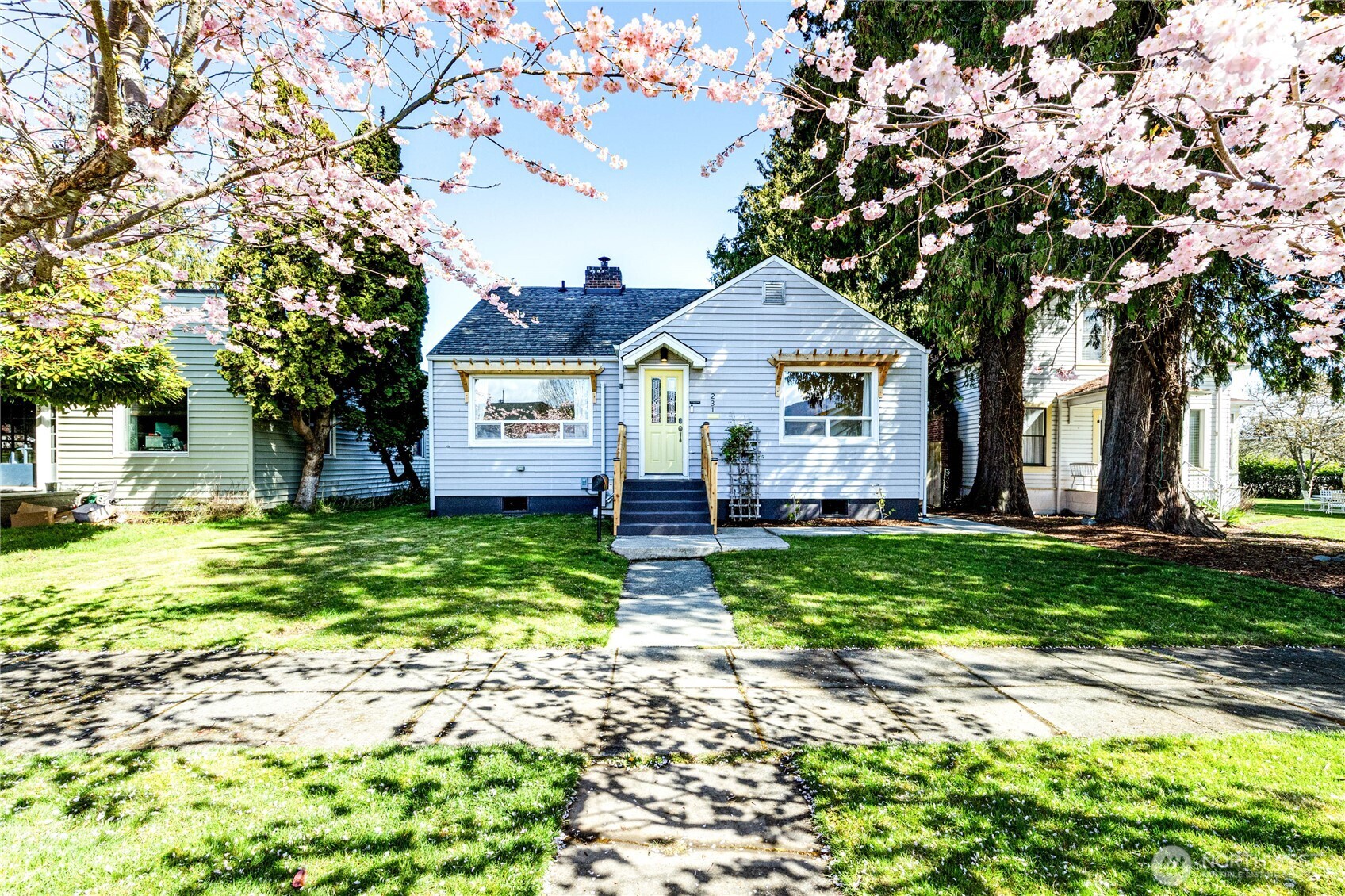 231 W Fourth Street , Port Angeles, WA 98362