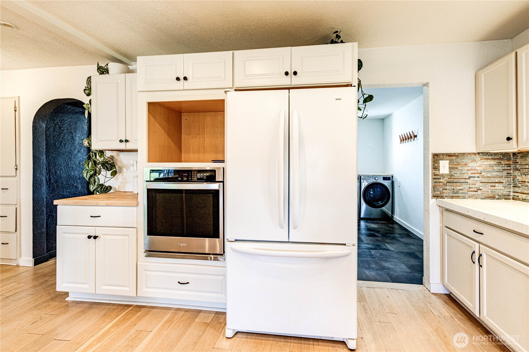 231 W Fourth Street , Port Angeles, WA 98362