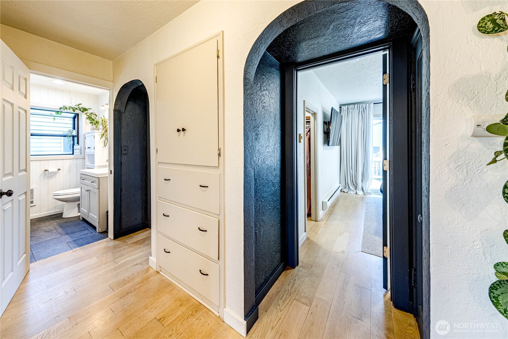 231 W Fourth Street , Port Angeles, WA 98362