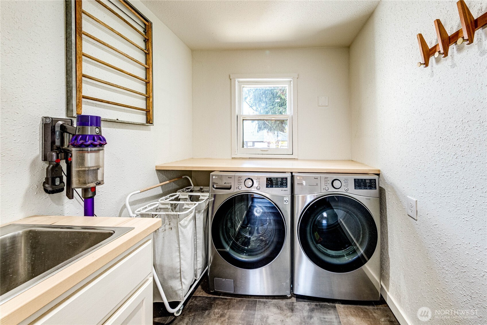 231 W Fourth Street , Port Angeles, WA 98362