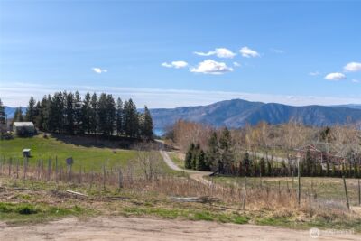 57 Raven Lane , Manson, WA 98831 - Photo 2