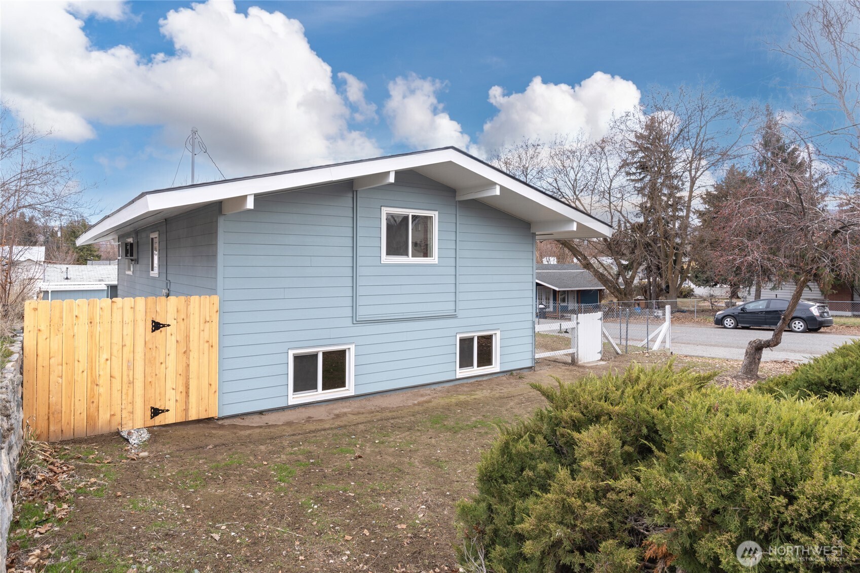 314 3rd Avenue W, Omak, WA 98841