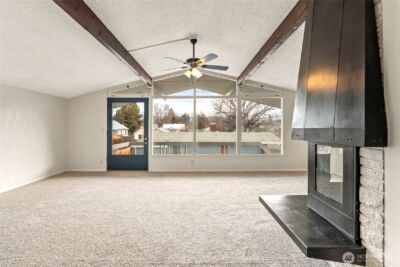 314 3rd Avenue W, Omak, WA 98841 - Photo 6