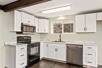 314 3rd Avenue W, Omak, WA 98841 - Photo 8